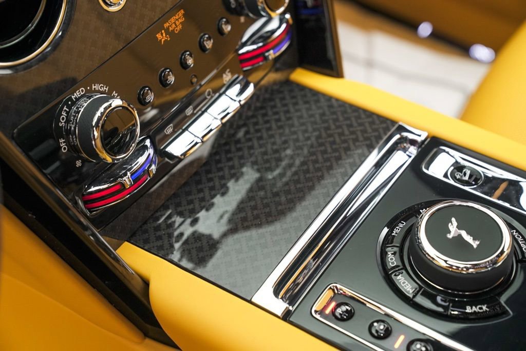 Certified 2024 Rolls-Royce Cullinan Black Badge w/ Driver's Package image 18