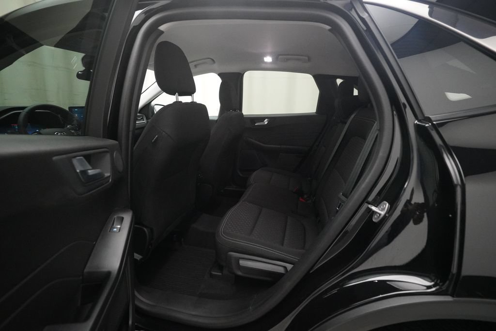 Used 2023 Ford Escape Active w/ Tech Pack #2 AWD/4WD image 16