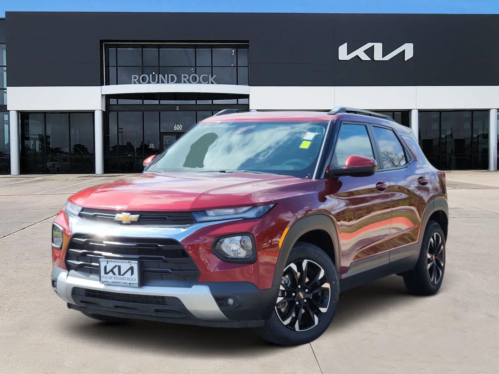 Used 2023 Chevrolet TrailBlazer LT FWD image 1