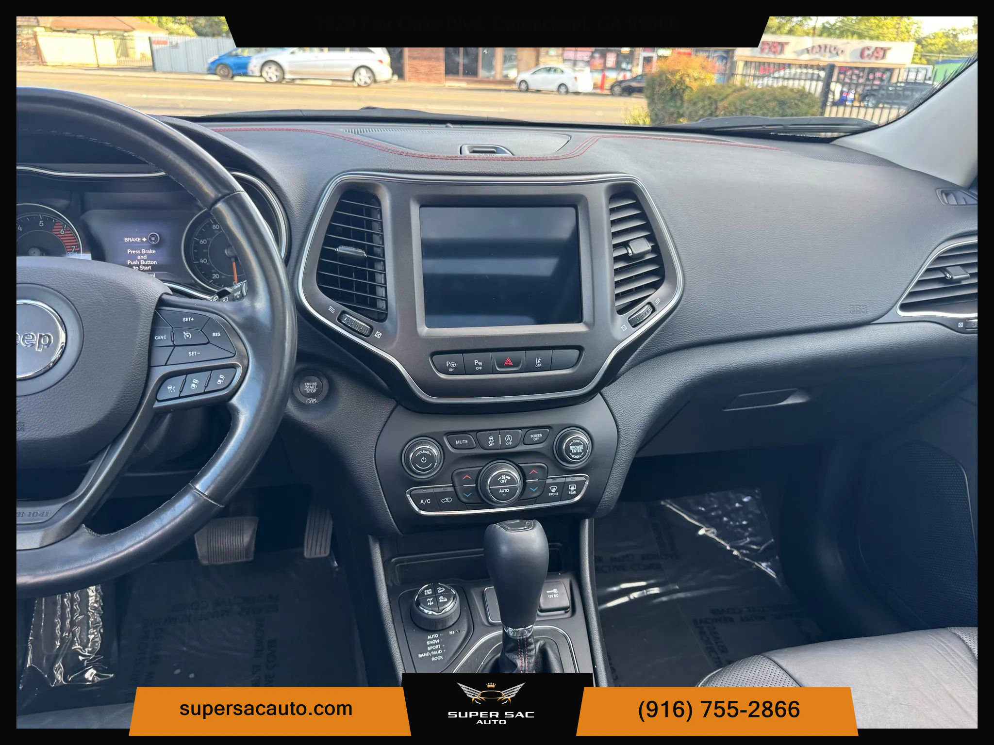 Used 2020 Jeep Cherokee Trailhawk image 22