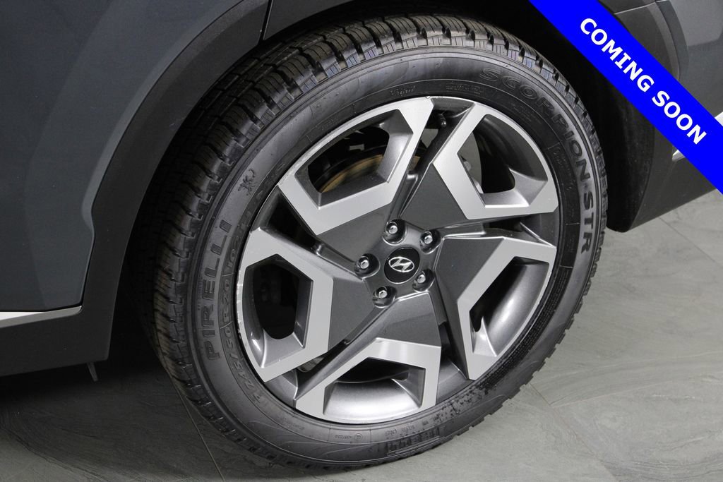 Used 2024 Hyundai Palisade Limited image 9