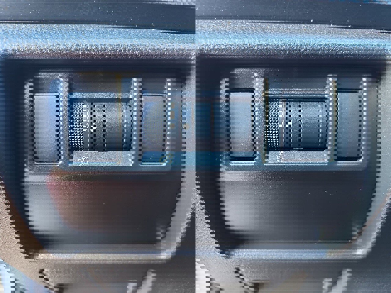 Certified 2024 Subaru Crosstrek 2.0i Premium image 25