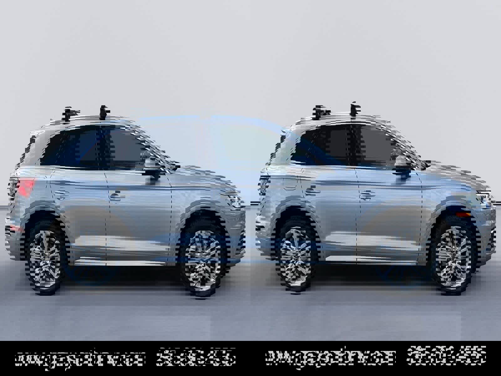 Used 2020 Audi Q5 Prestige w/ Prestige Package image 2