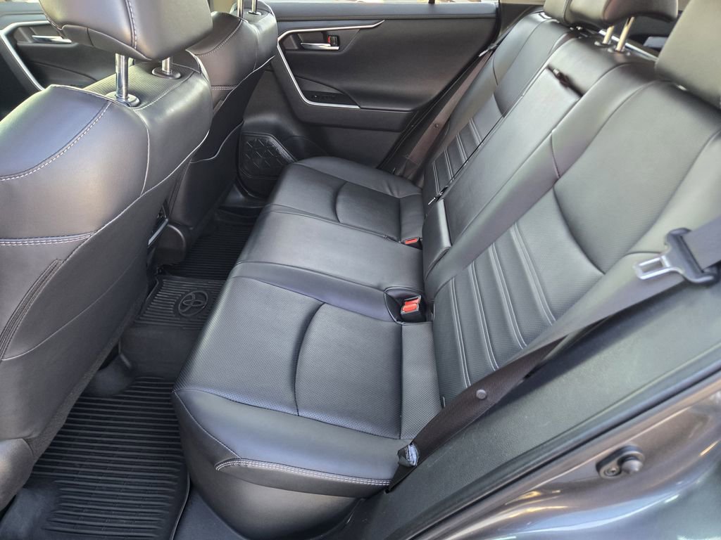 Used 2023 Toyota RAV4 Limited image 20