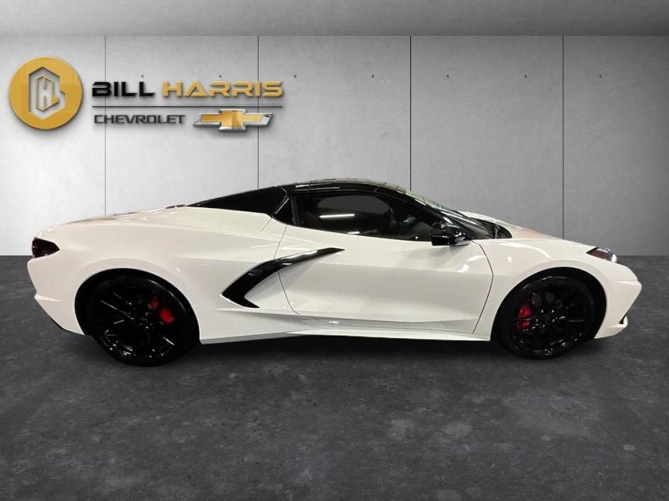 New 2027 Chevrolet Corvette Stingray Convertible w/ 1LT RWD image 10