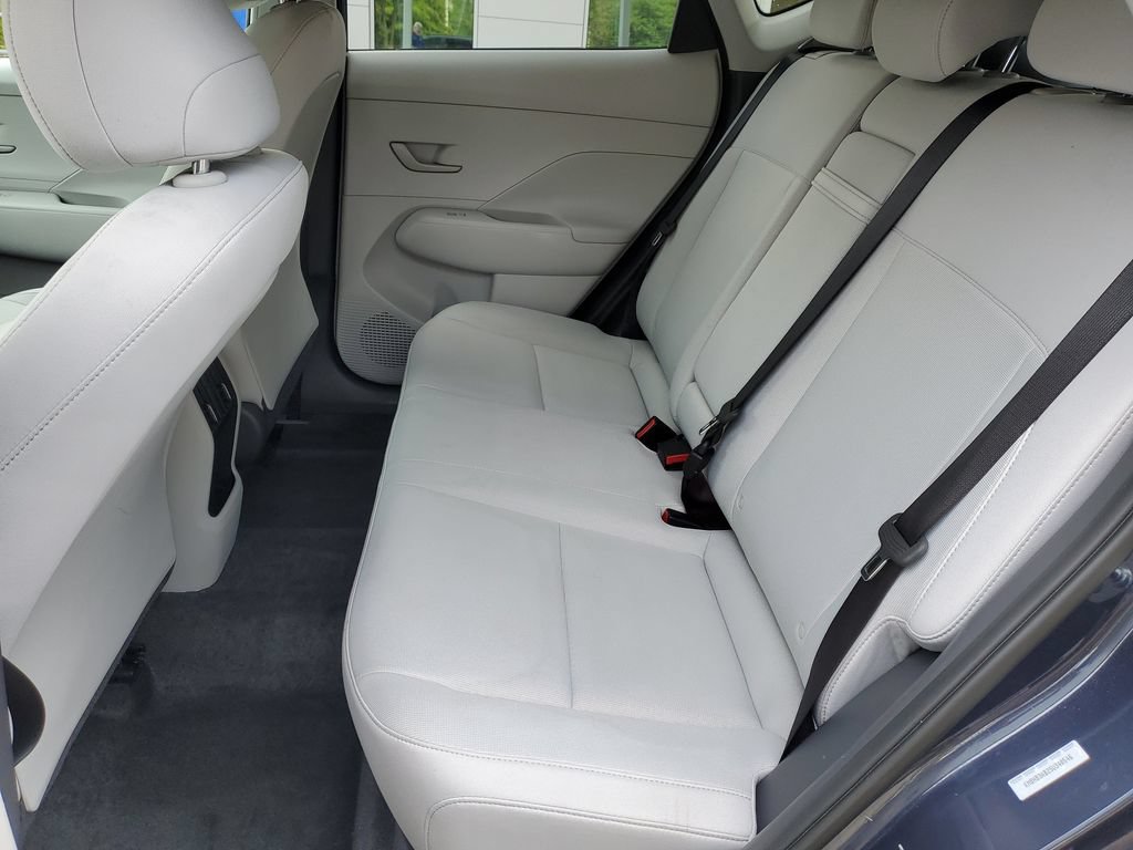 Used 2025 Hyundai Kona SEL FWD image 12