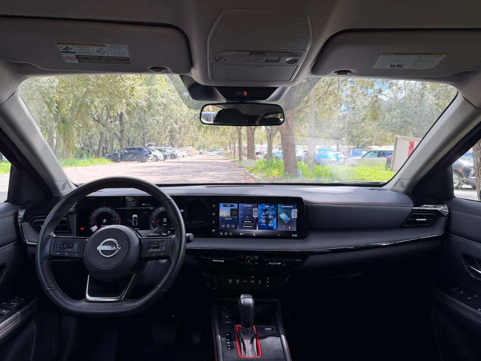 Used 2026 Nissan Kicks SR AWD/4WD image 31