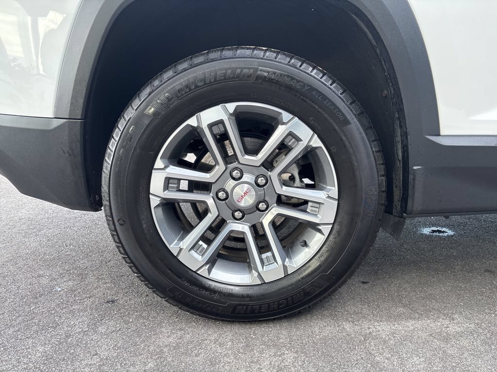 Used 2025 GMC Terrain Elevation AWD/4WD image 14