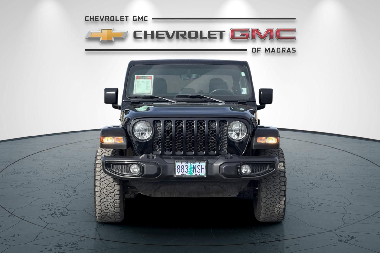 Used 2022 Jeep Gladiator Sport AWD/4WD image 8