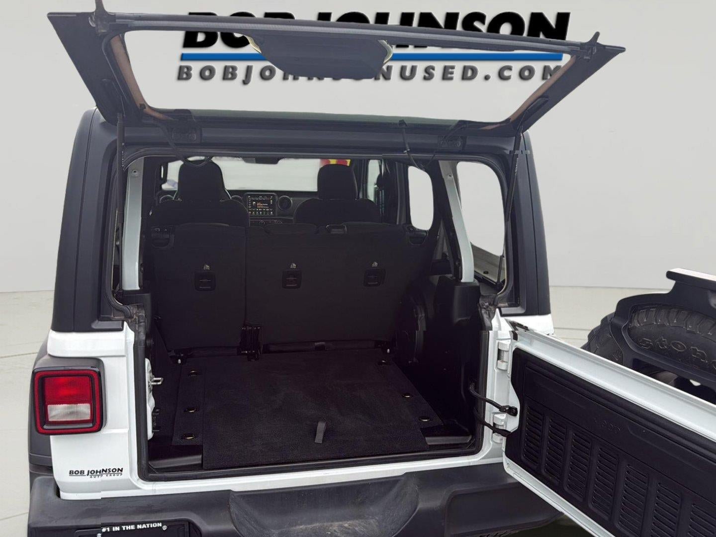 Used 2022 Jeep Wrangler Unlimited Sport AWD/4WD image 13