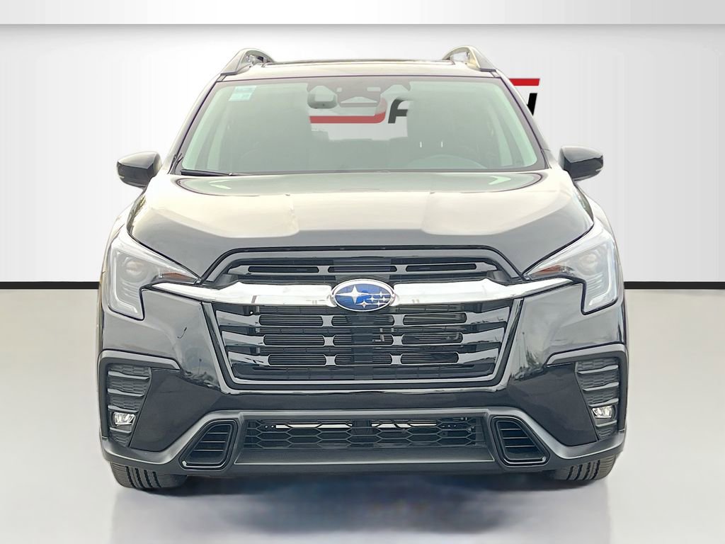 Used 2024 Subaru Ascent Onyx Edition image 2
