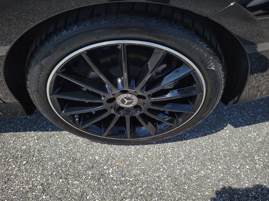 Used 2023 Mercedes-Benz CLA 250 image 29