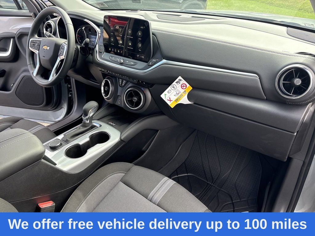 New 2026 Chevrolet Blazer LT w/ Convenience Package FWD image 24