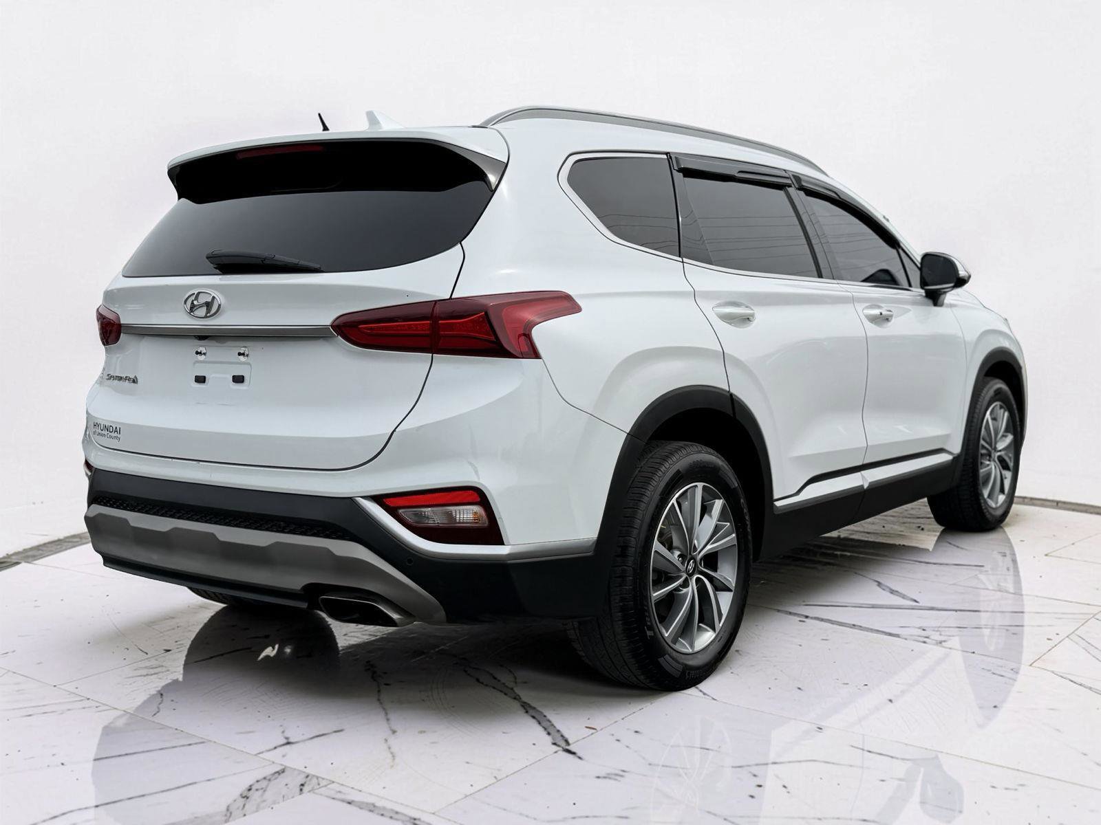 Used 2020 Hyundai Santa Fe SEL w/ Convenience + Premium Package image 3