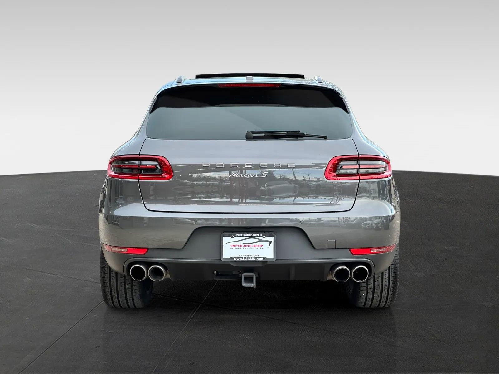 Used 2018 Porsche Macan S w/ Premium Package Plus image 6