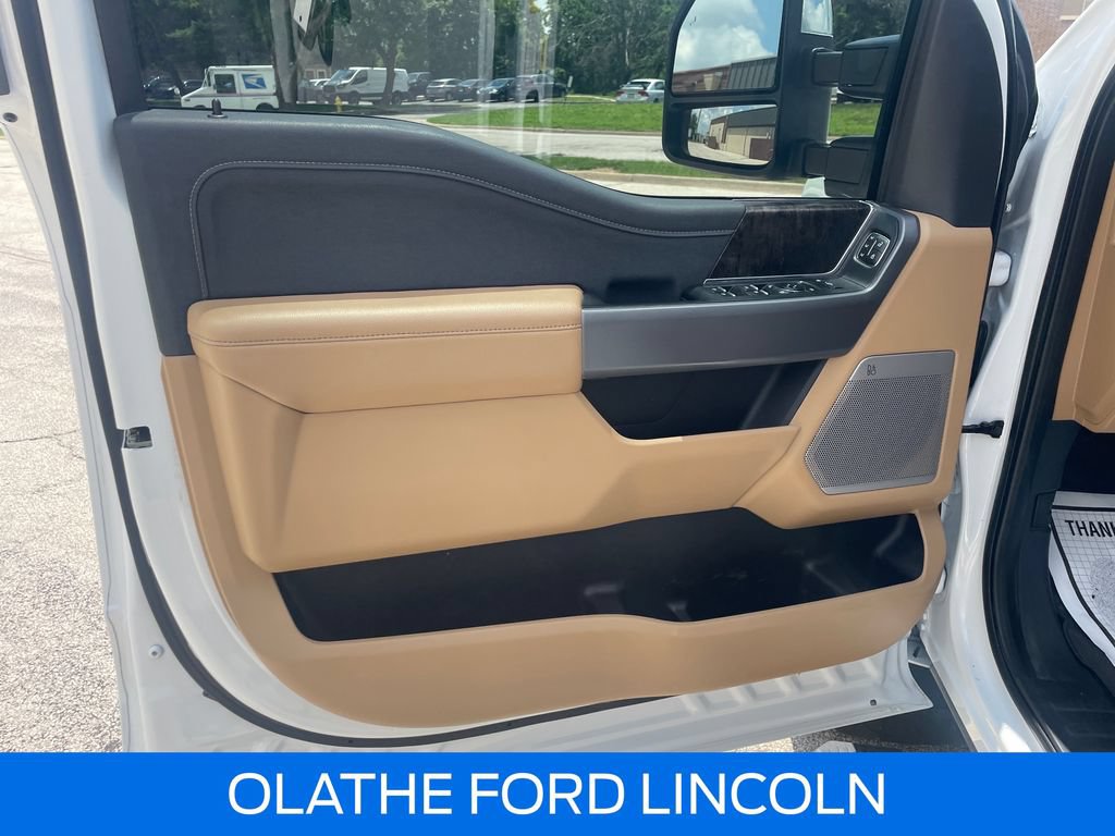 Certified 2025 Ford F350 Lariat w/ Lariat Ultimate Package AWD/4WD image 14
