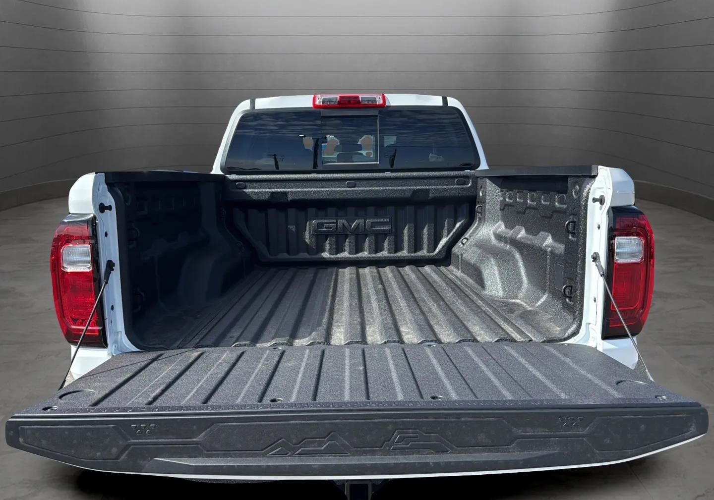 New 2026 GMC Canyon Elevation image 22