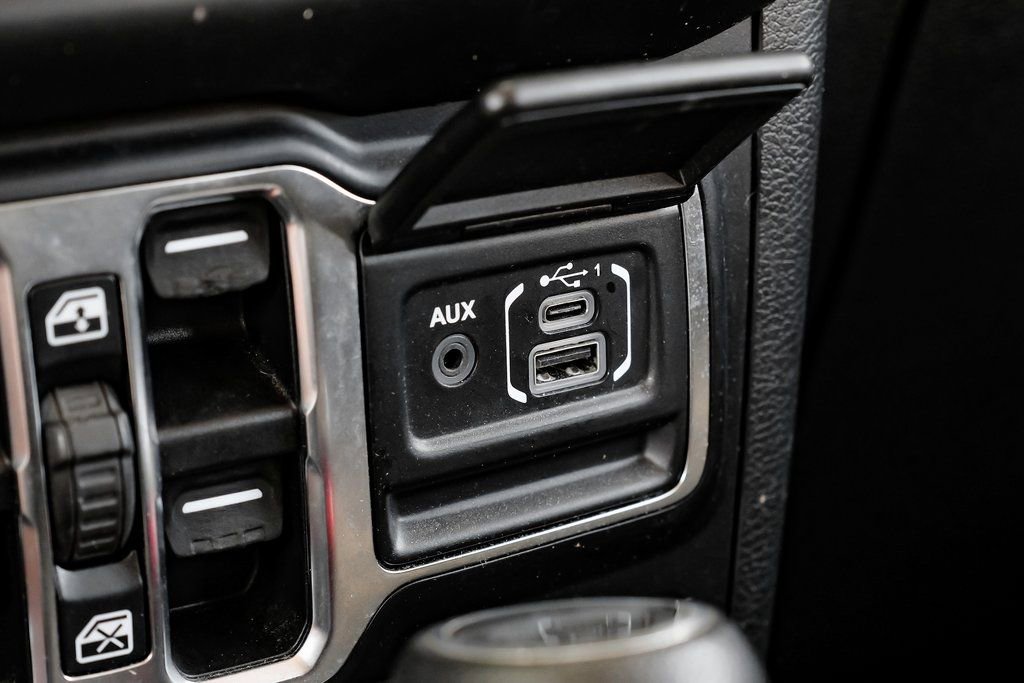 Used 2021 Jeep Wrangler Unlimited Willys image 38