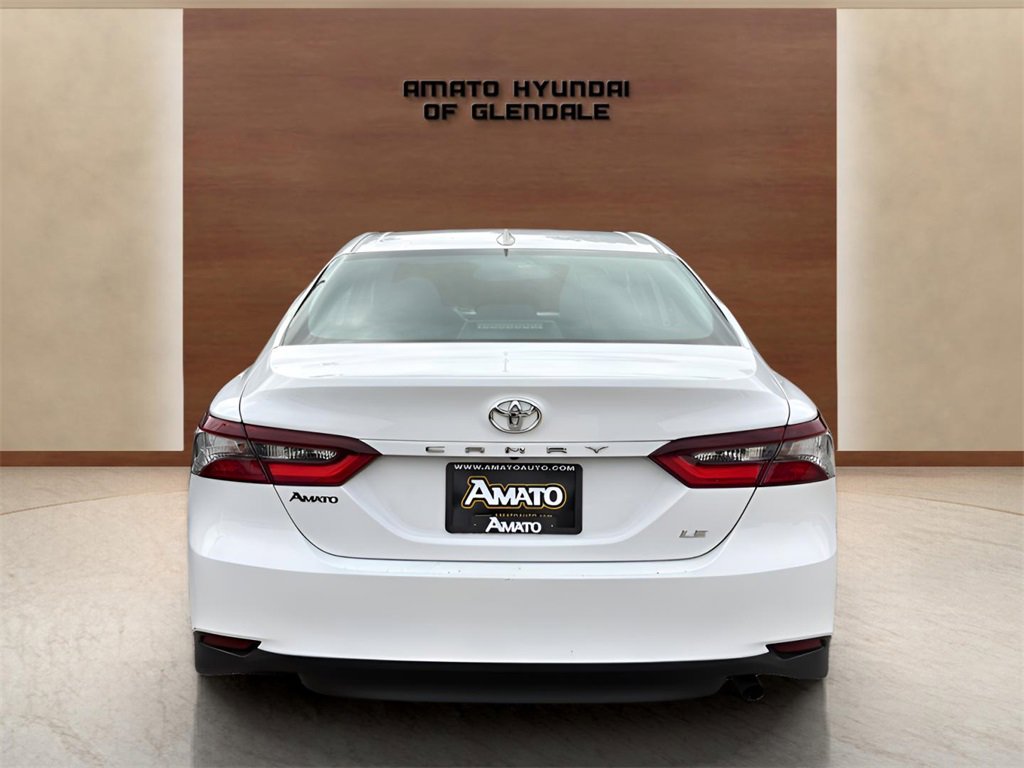 Used 2024 Toyota Camry LE image 3
