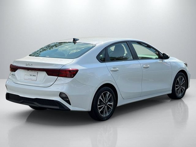 Used 2024 Kia Forte LXS FWD image 9