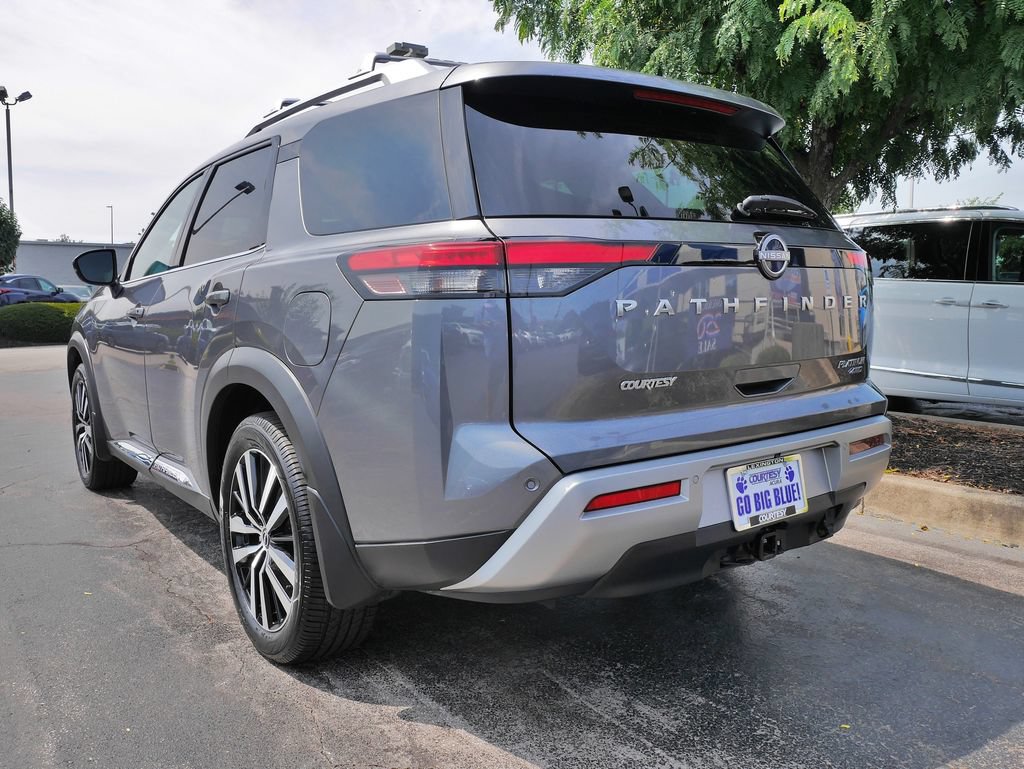 Used 2023 Nissan Pathfinder Platinum AWD/4WD image 7
