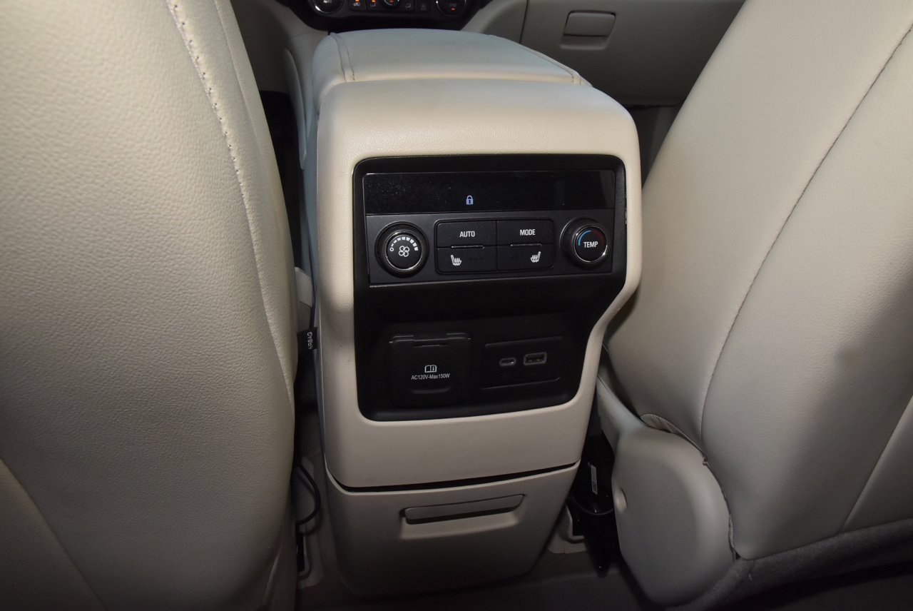 Used 2023 GMC Acadia Denali w/ Denali Technology Package FWD image 19