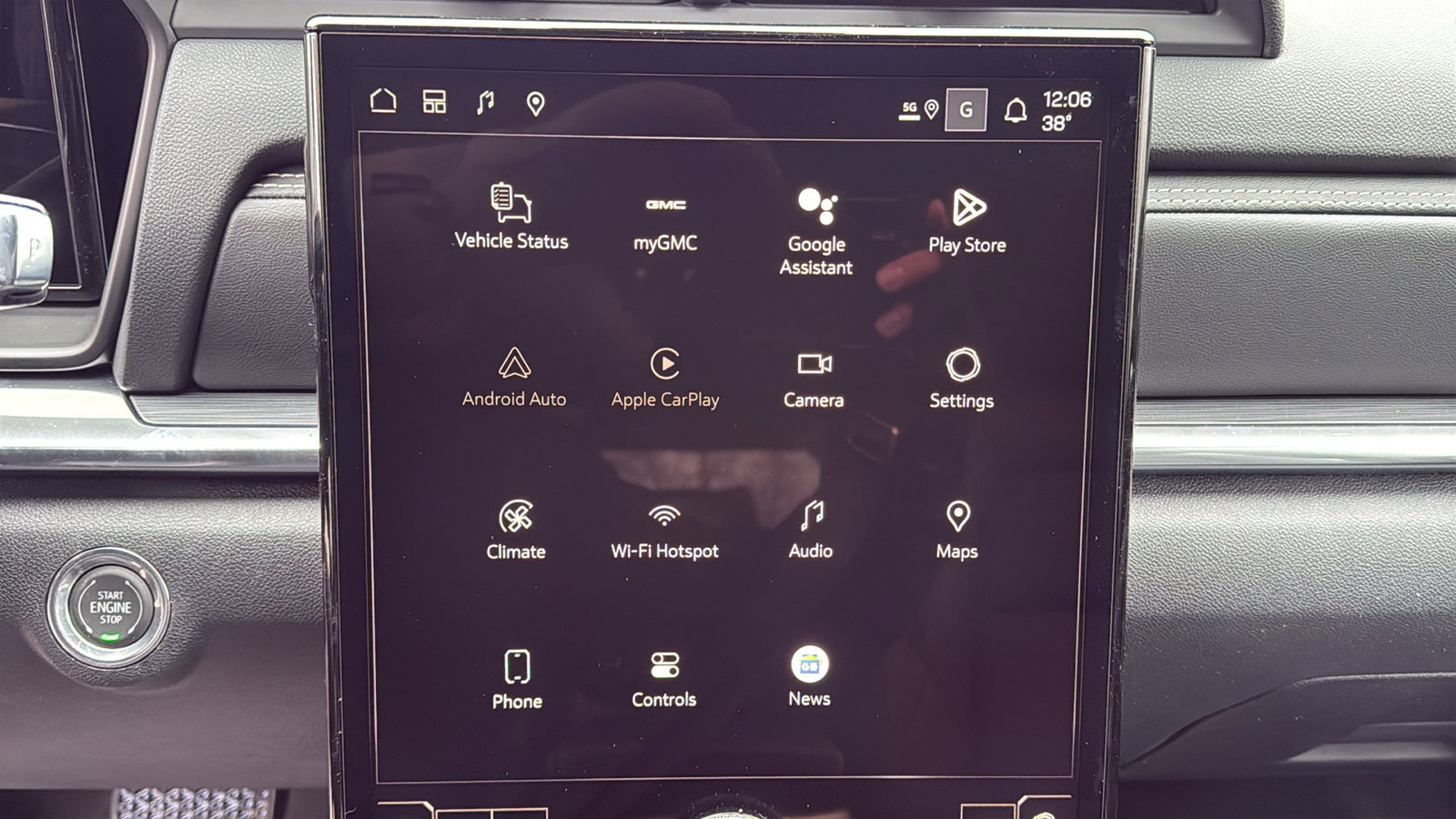 New 2026 GMC Terrain Elevation w/ Elevation Premium Package image 13