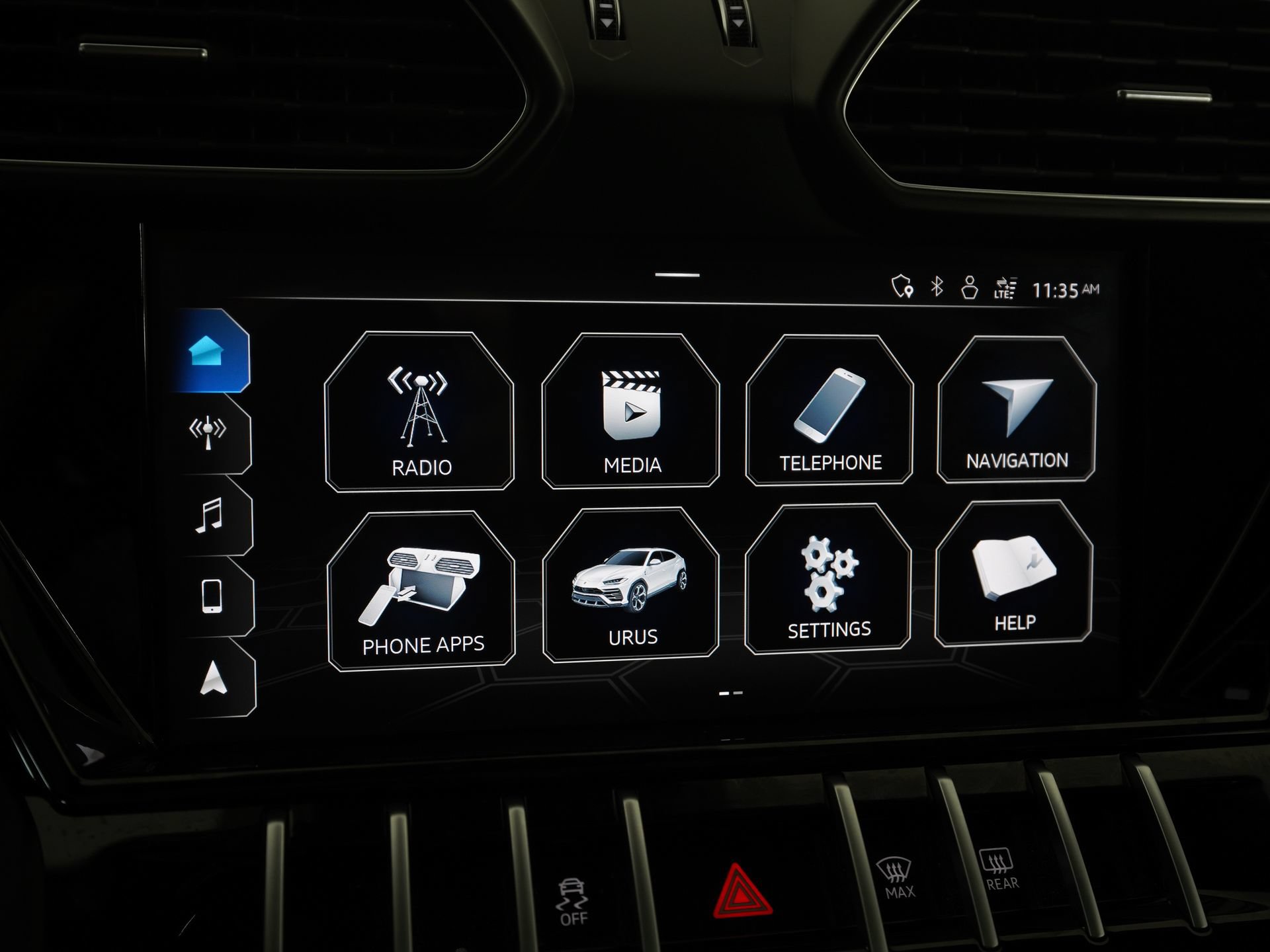 Used 2021 Lamborghini Urus AWD/4WD image 23