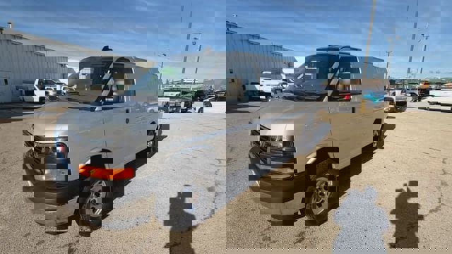 New 2025 GMC Savana 2500 w/ Driver Convenience Package image 33