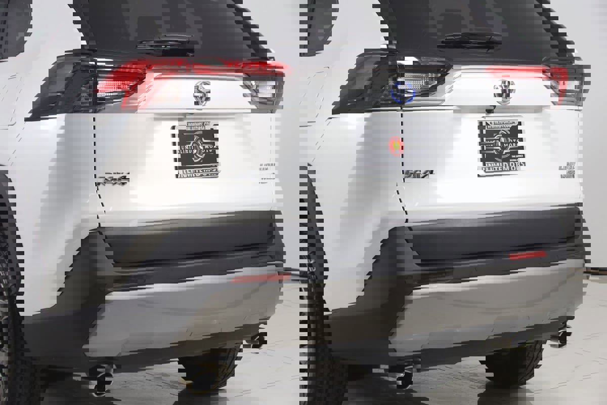 Used 2024 Toyota RAV4 Limited image 22