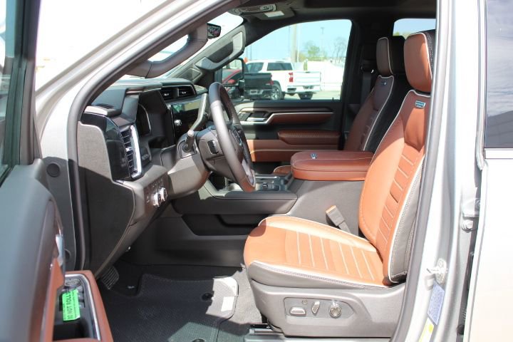 New 2026 GMC Sierra 2500 Denali Ultimate AWD/4WD image 9
