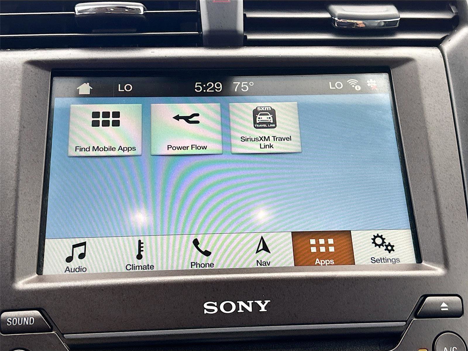 Used 2018 Ford Fusion Energi Titanium FWD image 15