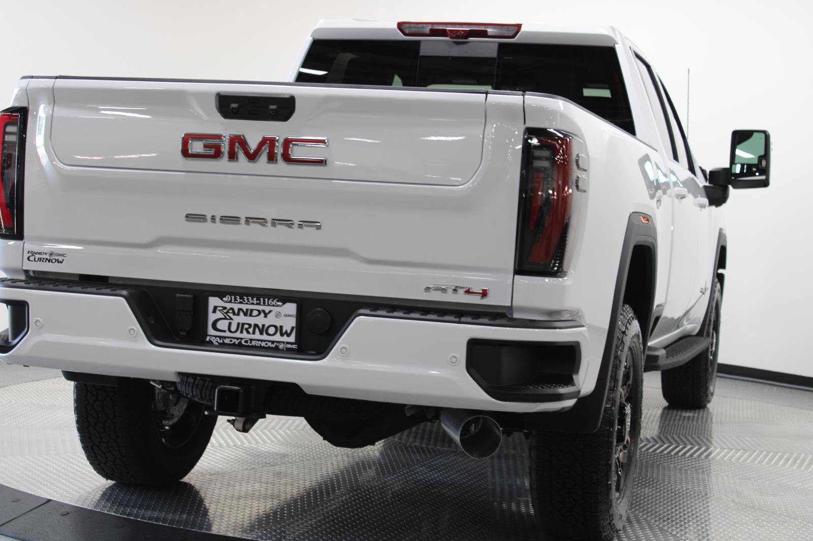 New 2026 GMC Sierra 2500 AT4 w/ AT4 Premium Plus Package AWD/4WD image 12