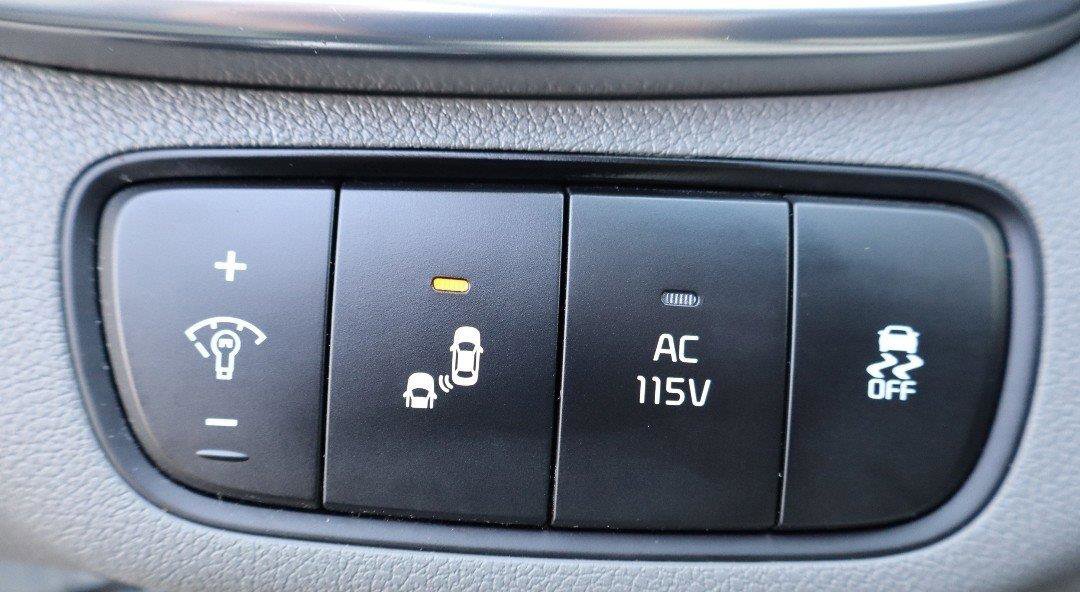 Used 2017 Kia Sorento SX image 22