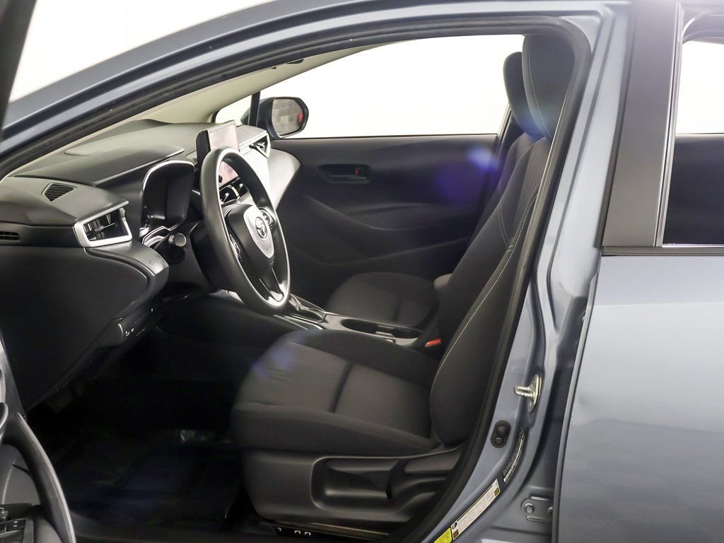 Used 2023 Toyota Corolla LE image 20