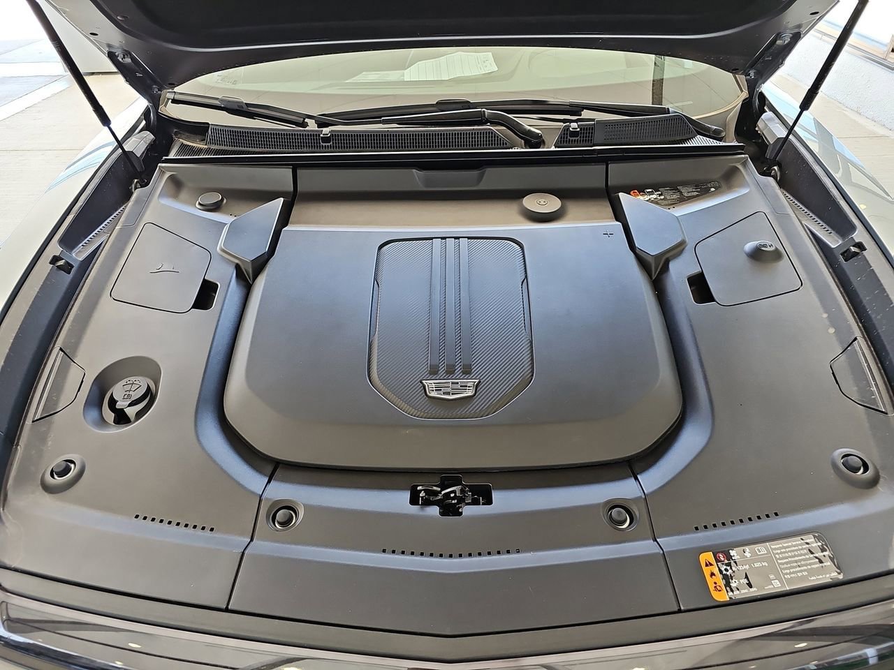 New 2026 Cadillac Lyriq V AWD/4WD image 30