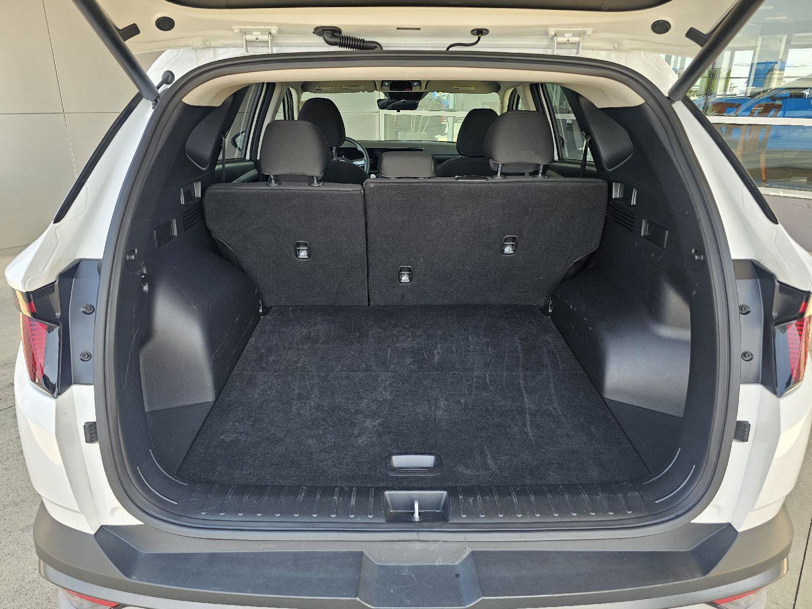 Used 2025 Hyundai Tucson SEL AWD/4WD image 5