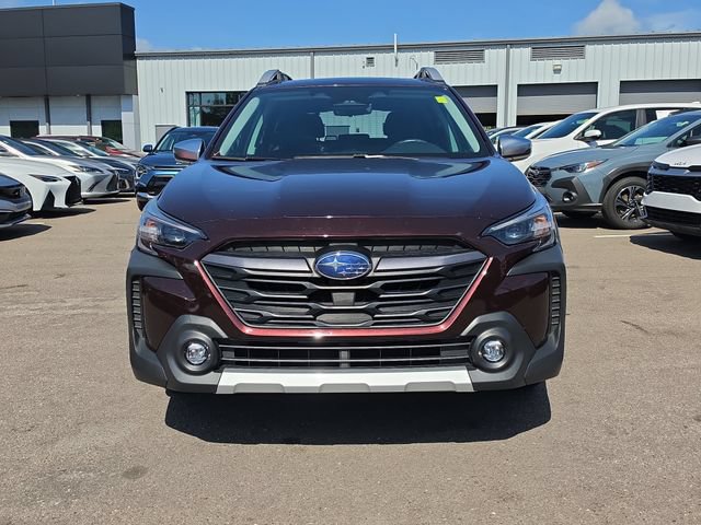 Used 2023 Subaru Outback Touring AWD/4WD image 3