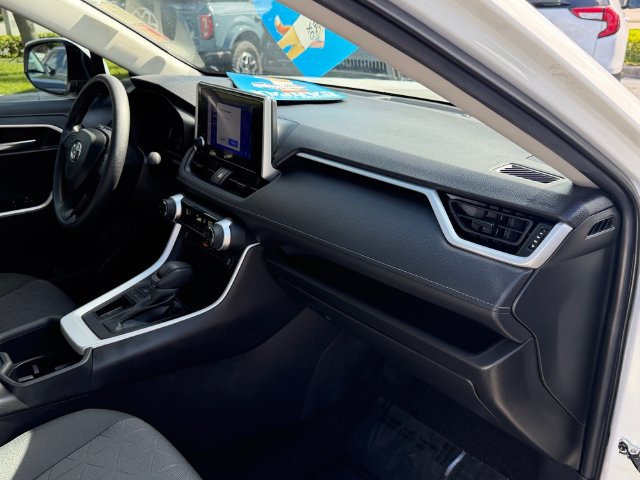 Used 2023 Toyota RAV4 XLE FWD image 30