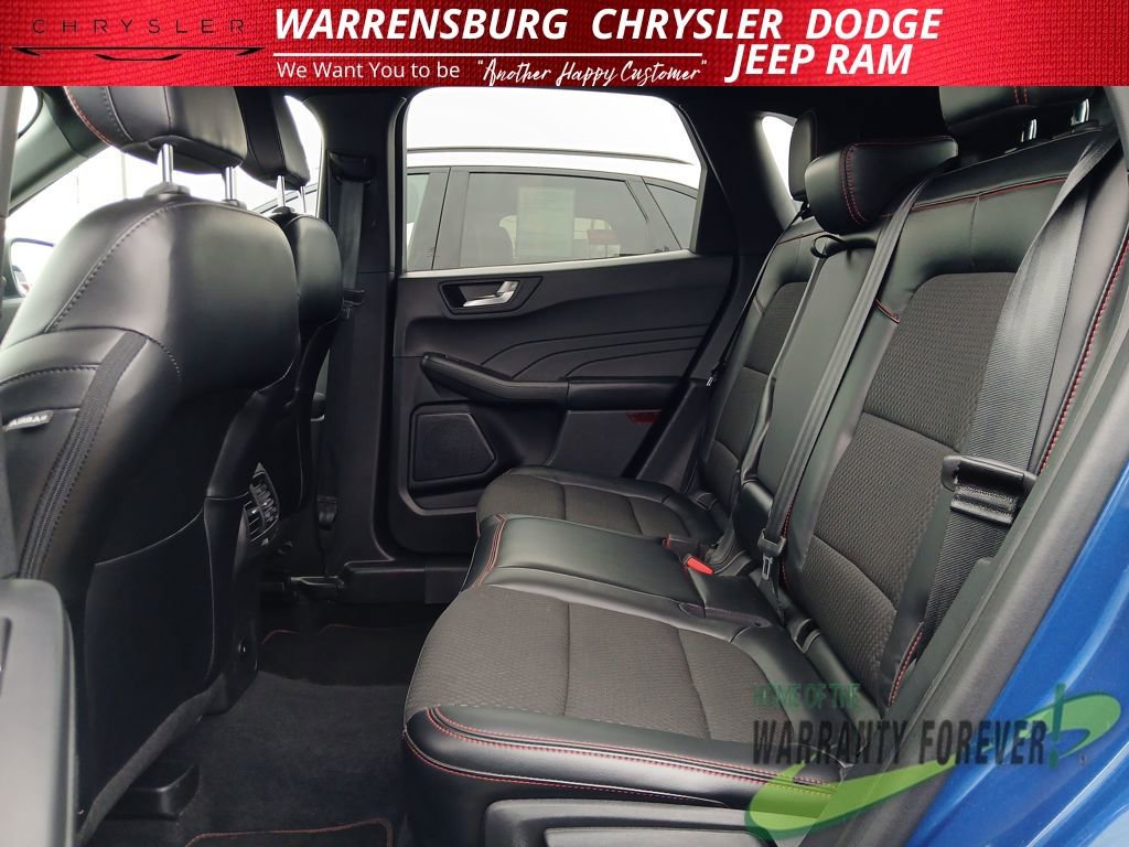 Used 2023 Ford Escape ST-Line FWD image 14