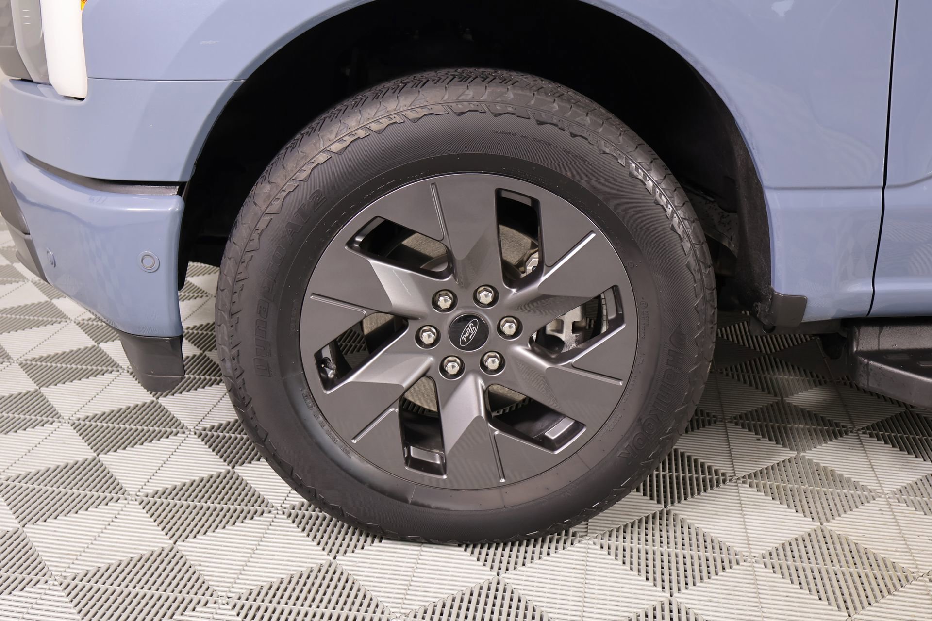 Used 2023 Ford F150 Lightning Lariat w/ Equipment Group 511A High image 18