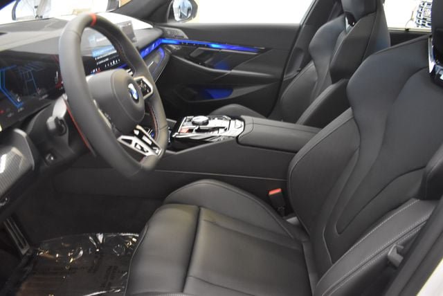 New 2027 BMW M5 w/ Executive Package AWD/4WD image 22