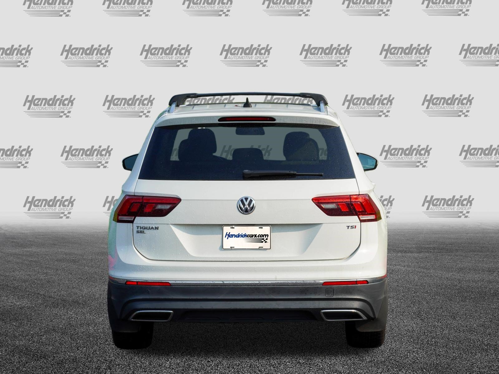 Used 2018 Volkswagen Tiguan SEL FWD image 7
