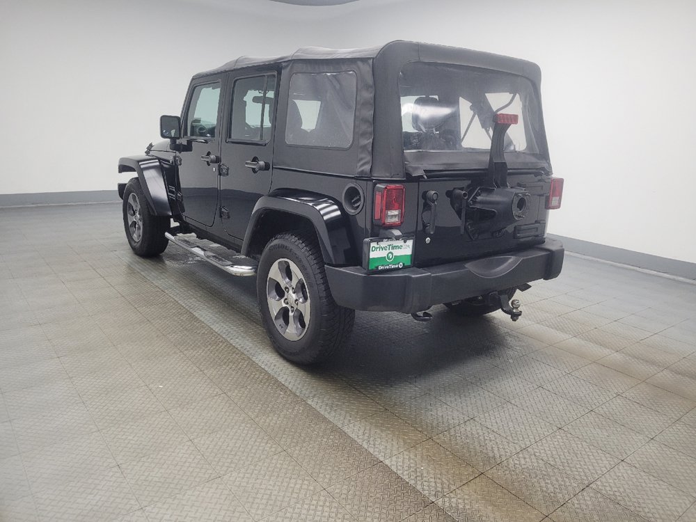 Used 2015 Jeep Wrangler Unlimited Sport w/ Connectivity Group AWD/4WD image 3