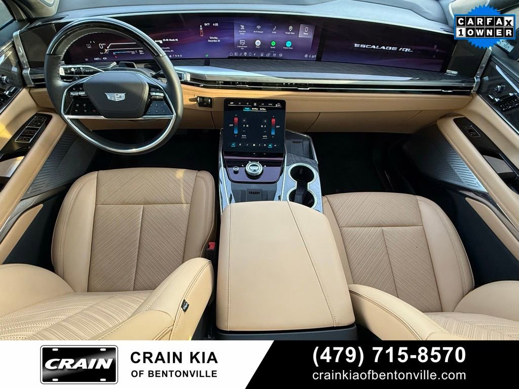 Used 2026 Cadillac Escalade IQL Luxury image 29