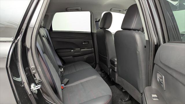 Used 2026 Mitsubishi Outlander Sport SE image 19