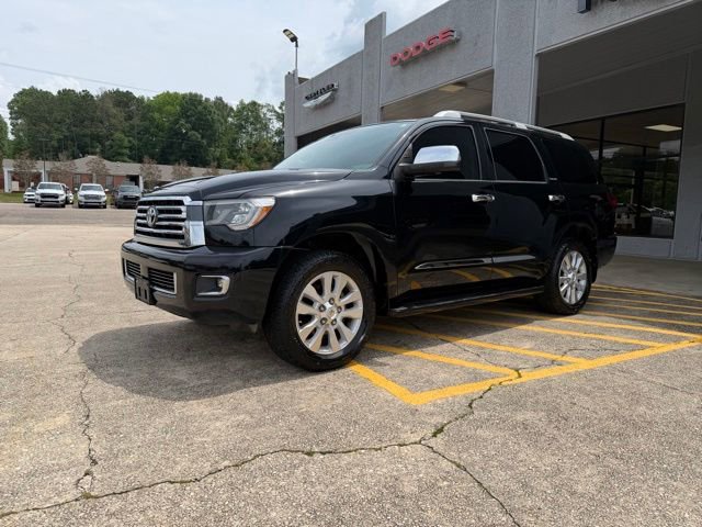 Used 2018 Toyota Sequoia Platinum AWD/4WD image 3