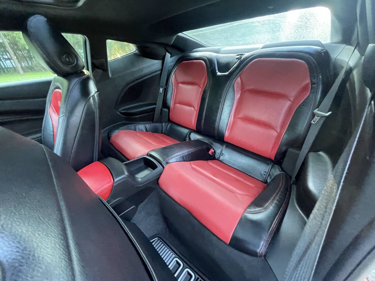 Used 2019 Chevrolet Camaro SS w/ Black Appearance Package RWD image 21
