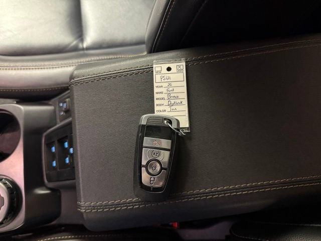 Used 2025 Ford Bronco Badlands AWD/4WD image 21