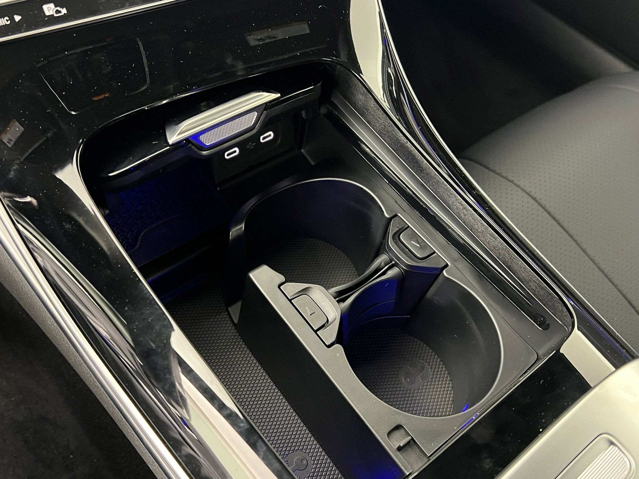 New 2026 Mercedes-Benz CLE 300 4MATIC Coupe image 31